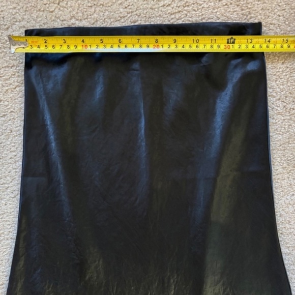 Babaton- Slip Satin Maxi Skirt Black Size 6 - Picture 9 of 10